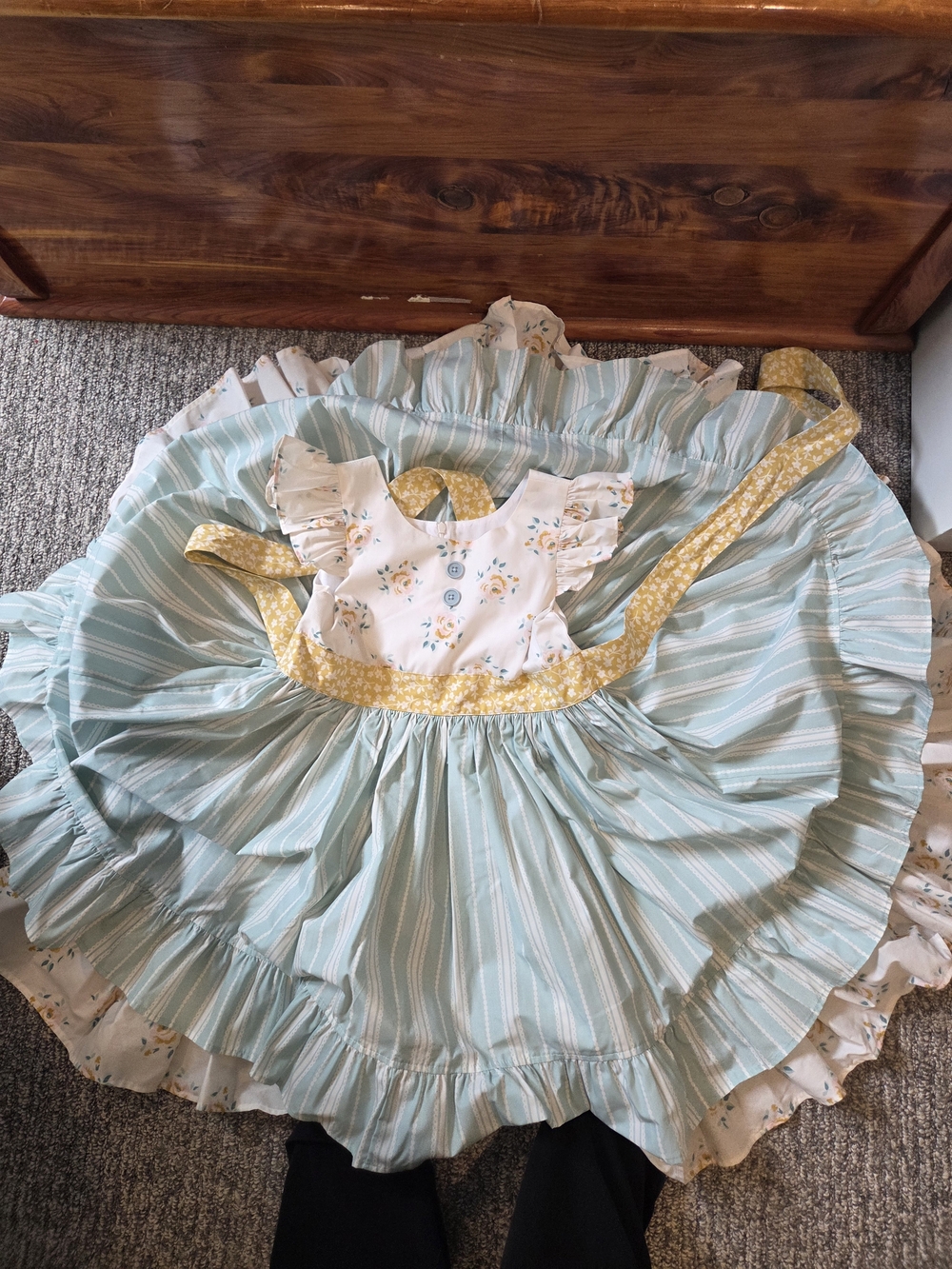 Tabitha Twinkle Dress Sz 8/10
